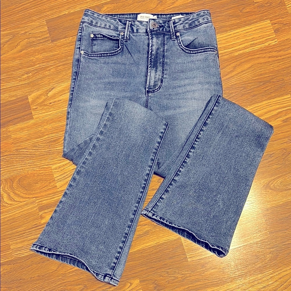 True craft flare jeans